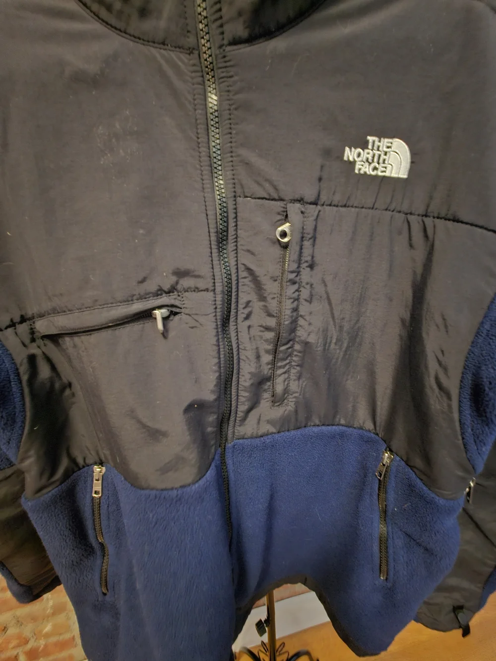 The North Face Men's Two-Tone Polartec 6 Pocket  Navy and Black Fleece Jacket